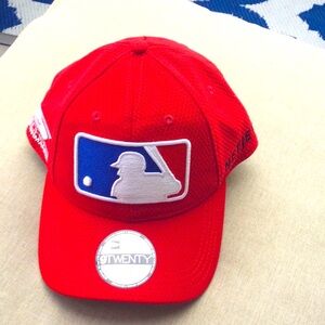 MLB baseball cap, NWOT